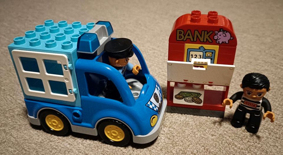 Lego Duplo Polizeistreife in Burg