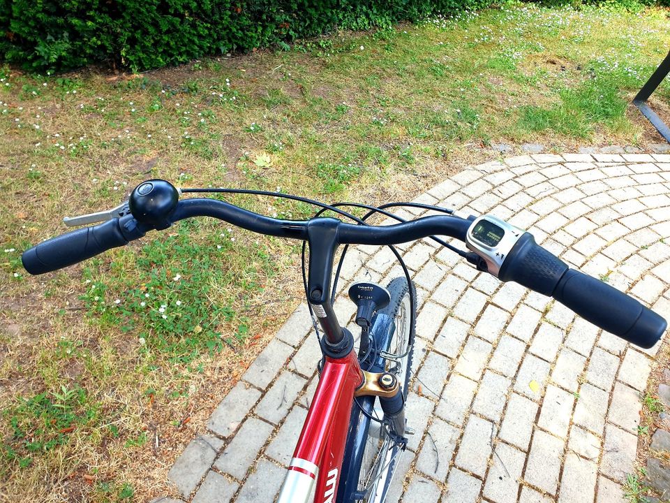 Kreidler Marken Fahrrad 28 Zoll Rh 55 City Stadt Alu Fahrrad rot in Merzig