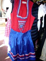 modernes Dirndl GR 40 rot-blau mit Schürze wie neu Thüringen - Themar Vorschau