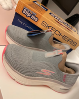 Skechers Damen Max Cushioning Arch Fit Slip-In Sneaker Bayern - Starnberg Vorschau