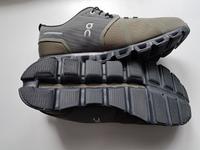 ON Schuhe Cloud 5 Waterproof Größe 45 Herrenschuhe Nordrhein-Westfalen - Zülpich Vorschau