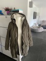 H&M Parka oliv Khaki grün Innenfutter Teddy TOP Gr.38 Nordrhein-Westfalen - Bottrop Vorschau