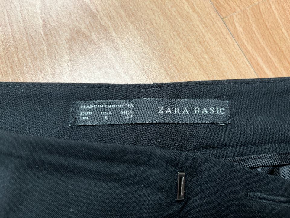 Damen Anzugshose Zara Basic in München