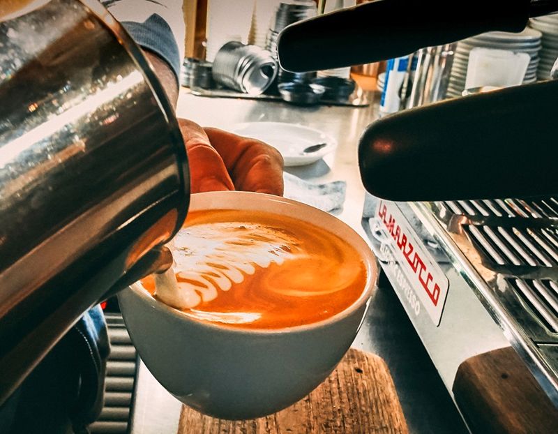 Barkräfte, Barista, Servicepersonal (m/w/d) in Berlin