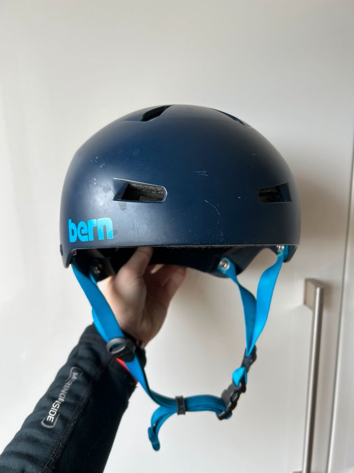 Bern Wakeboard helm in Stahnsdorf