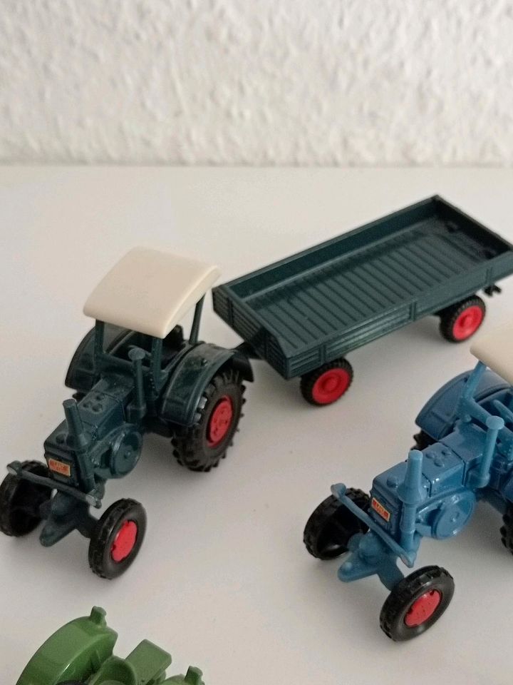 SIKU Traktoren konvolut oldtimer in Elmshorn