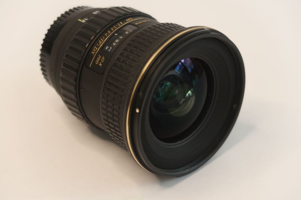 Tokina AT-X PRO SD 12-24 F4 (IF) DX für Nikon DSLR in Neu-Anspach