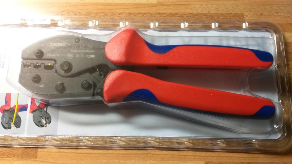 Knipex Crimpzange Quetschzange Kabelschuhe Steckverbinder NEU in Dorsten