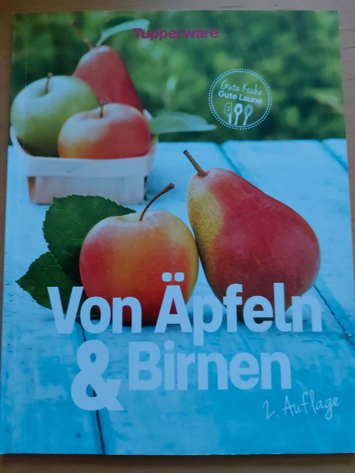 Kochbuch von Äpfeln und Birnen in Drochtersen