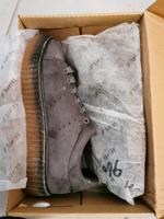 Damen sneaker 36 grau braune sohle geriffelt plateau neu Hessen - Heusenstamm Vorschau