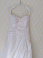 Hochzeitskleid Brautkleid White One 42 44 Hessen - Gießen Vorschau