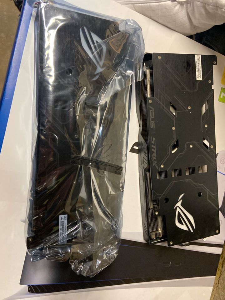 Asus 1080 strix Orginal Lüfter Paket in Kerpen