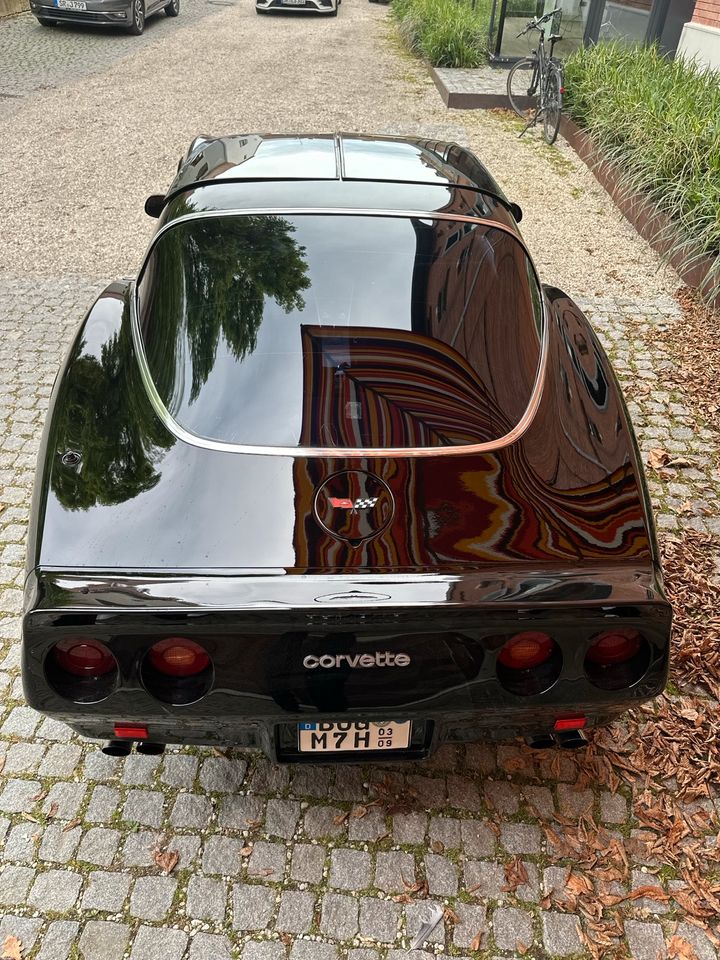 Chevrolet Corvette C3 Targa 1982 Coupé  T-Top in Parkstetten