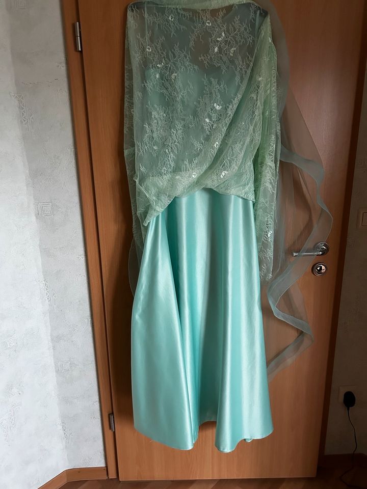 Abendkleid/Abschlusskleid in Börger