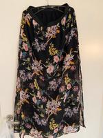 Rock Maxirock H&M bunt Blumen Seitenschlitz Gummizug Größe XL Neustadt - Huckelriede Vorschau