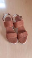 Sandalen Wildleder Gr. 39 Bayern - Mainburg Vorschau