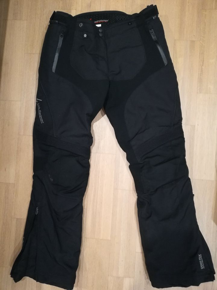 HELD Motorradhose 4 Quattrotempi GORE-TEX, Größe XXL, TOP Zustand in Uhingen