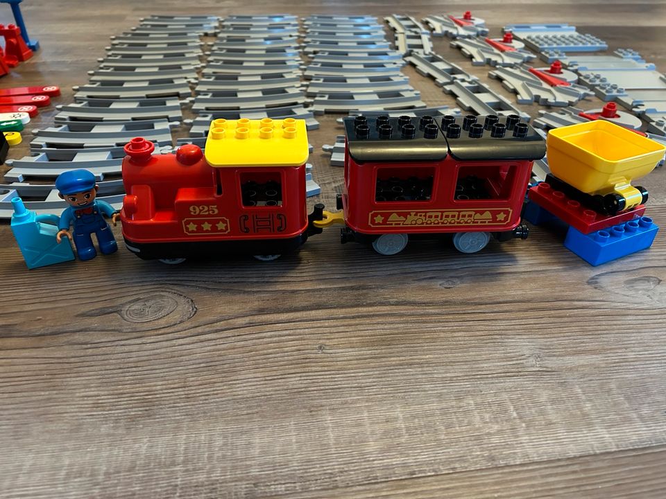 Lego Duplo Eisenbahn-Set mit Erweiterungen in Bad Zwischenahn