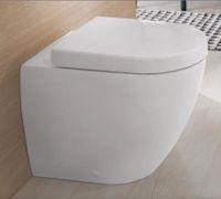 Neu und original: Villeroy & Boch WC mit Deckel, weiß Altona - Hamburg Ottensen Vorschau