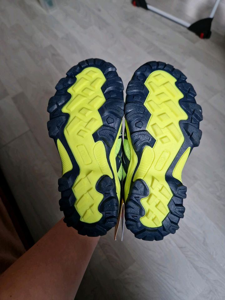 Schuhe Gr 30 NEU in Rerik