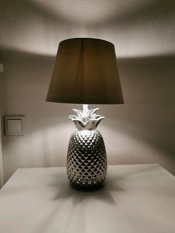 LED Tischleuchte Ananas Nachttischlampe Nachtlicht in Wangen im Allgäu