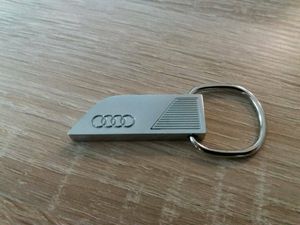 Audi S Line Carbon Schlüsselanhänger mit Schwarz Leder (Gravuroption)