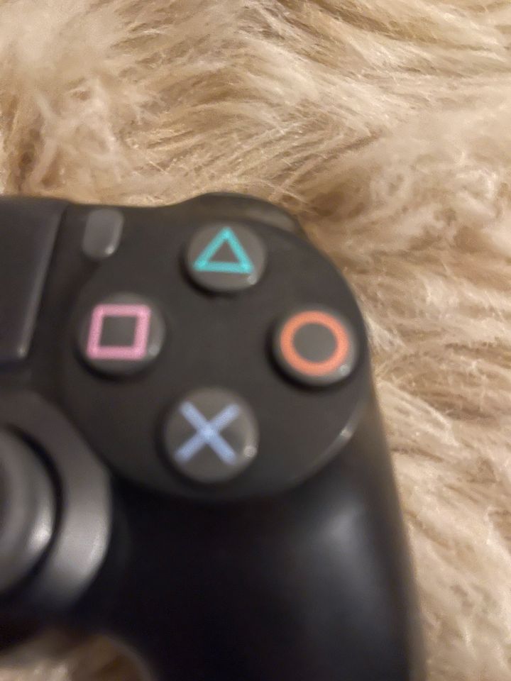 PlayStation 4 Slim 1TB mit Dualshock Controller in Rheda-Wiedenbrück