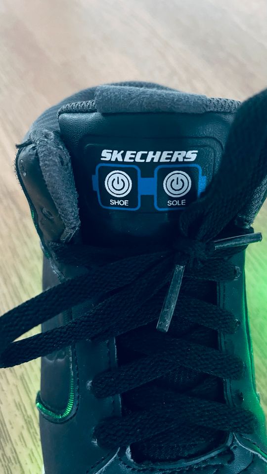 Skechers Energy LED Lights Schuhe Gr 34 in Haßfurt