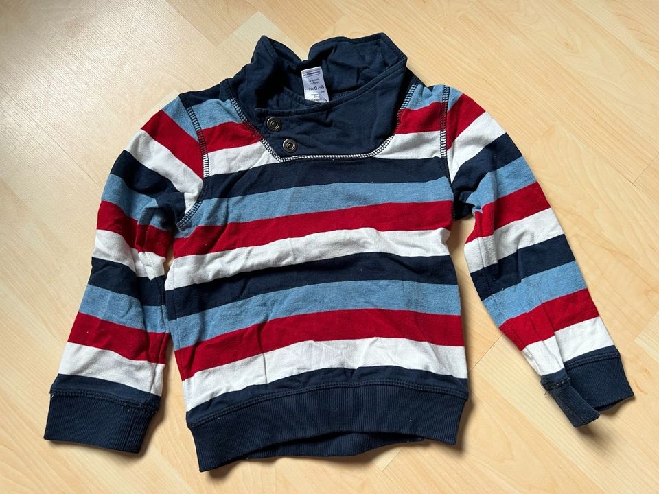 Pusblu dm Sweatshirt Pullover Weiß Blau Rot gestreift Gr. 104 in  Hamburg-Nord - Hamburg Barmbek | eBay Kleinanzeigen ist jetzt Kleinanzeigen