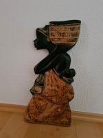 Afrikanische Holzschnitzerei, Holzfigur Hessen - Ober-Mörlen Vorschau