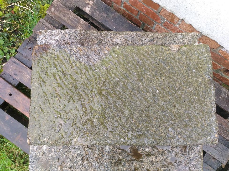 Granitblock 56x32x16 cm, Granitstein, Granitsockel in Wusterhausen