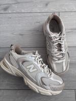 New Balance 530 Sneaker in Hellbeige Nordrhein-Westfalen - Kreuztal Vorschau