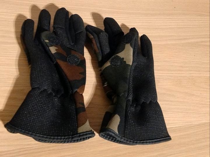 Angelhandschuhe L und XXL mit klappbaren Fingerkuppen in Eschede