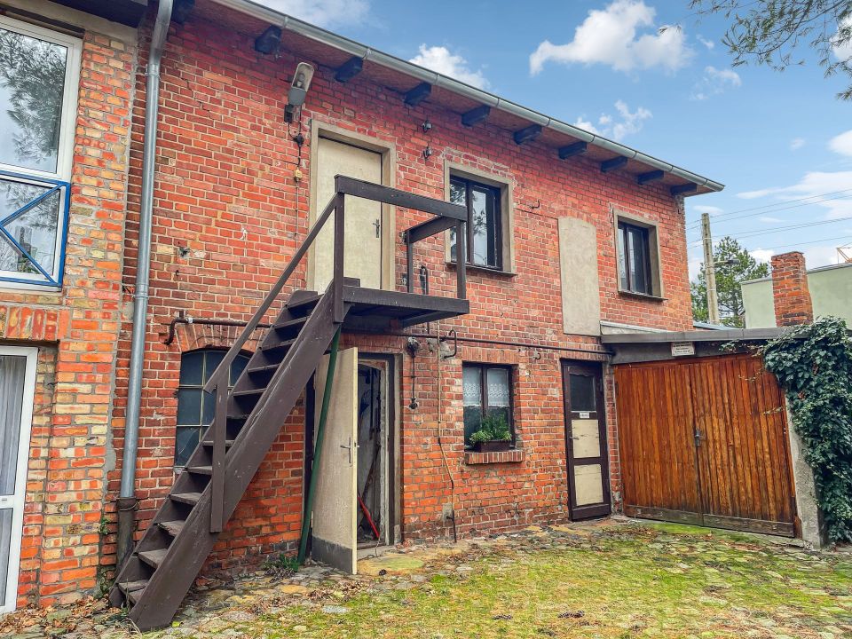 Handwerkerhände gesucht – Einfamilienhaus mit Charme und Sanierungsbedarf in guter Lage mit Elbblick in Magdeburg