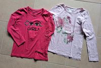 2 Shirts Langarmshirts Gr.122/128 Nordrhein-Westfalen - Langenfeld Vorschau