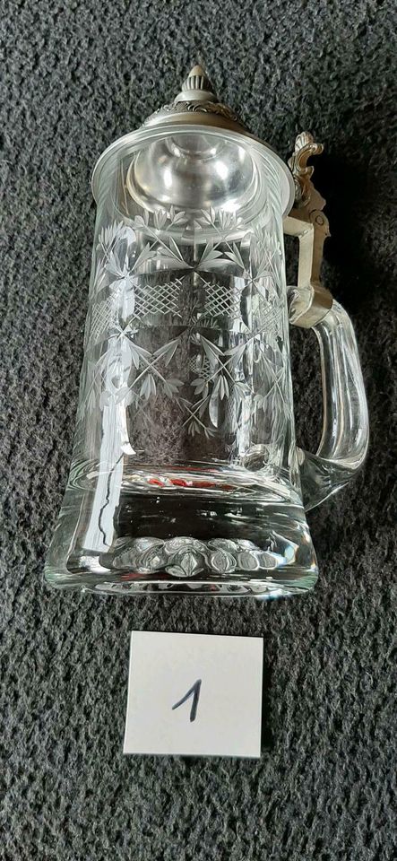 3 Krüge aus Glas mit Zinndeckel, einzeln zu verkaufen in Würselen