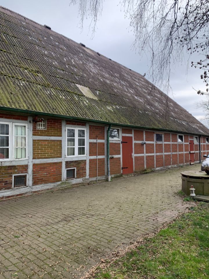 Denkmal geschütztes Bauernhaus von privat in Drage