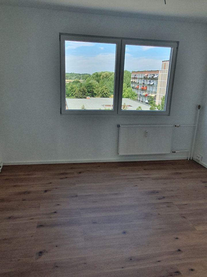 Erstbezug nach Sanierung! Günstige Wohnung mit Balkon!!! in Dessau-Roßlau