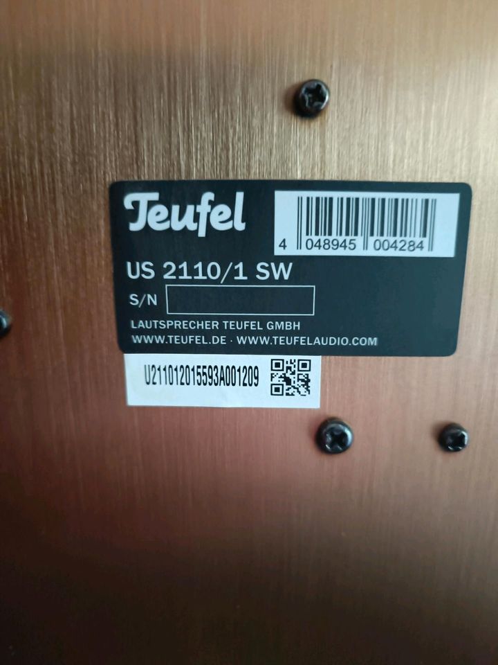 Teufel Subwoofer der Spitzenklasse plus 5 Boxen in Freiburg im Breisgau