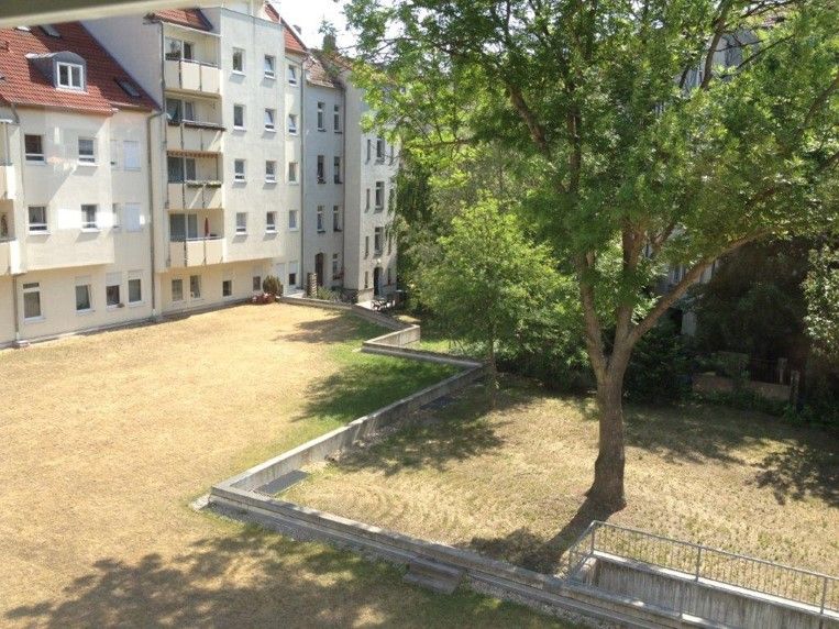 Gepflegte Eigentumswohnung mit Balkon & Tiefgaragenstellplatz in Leipzig-Leutzsch in Leipzig