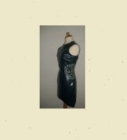 Kurzes Kunststoff-Kleid mit Kelten Stickerei - NEU - Größe S Nordrhein-Westfalen - Viersen Vorschau