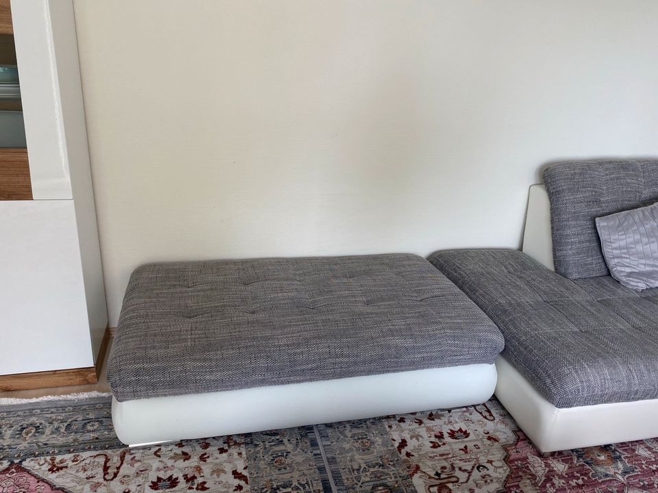 Sofa im Wohnzimmer in Renningen