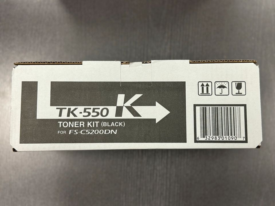 Kyocera Toner TK-560K black in Treuen