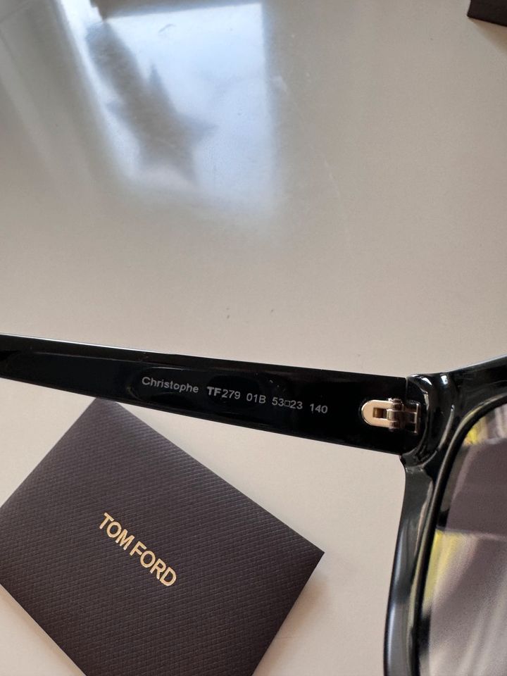 TOM FORD - Sonnenbrille - Christophe TF279 01B in Düsseldorf