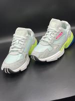 Adidas Damen Schuhe Größe 36  Sneaker Top NEUWERTIG US 5 Sachsen-Anhalt - Aschersleben Vorschau