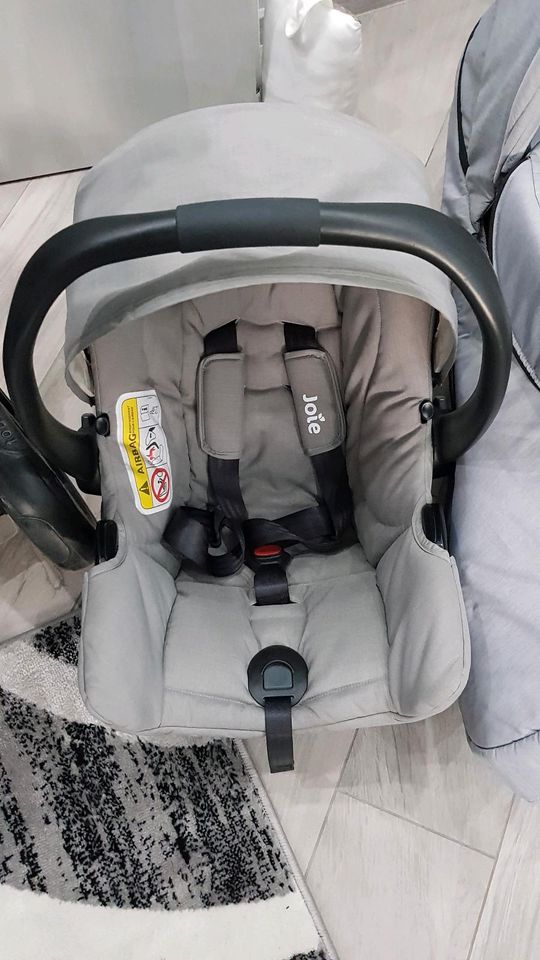 Masi Cos ,Baby Schale kindersitz in Suhl