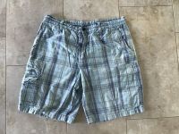 Shorts im Cargo- Stil von LACOSTE hellblau blau kariert 52 Rheinland-Pfalz - Andernach Vorschau