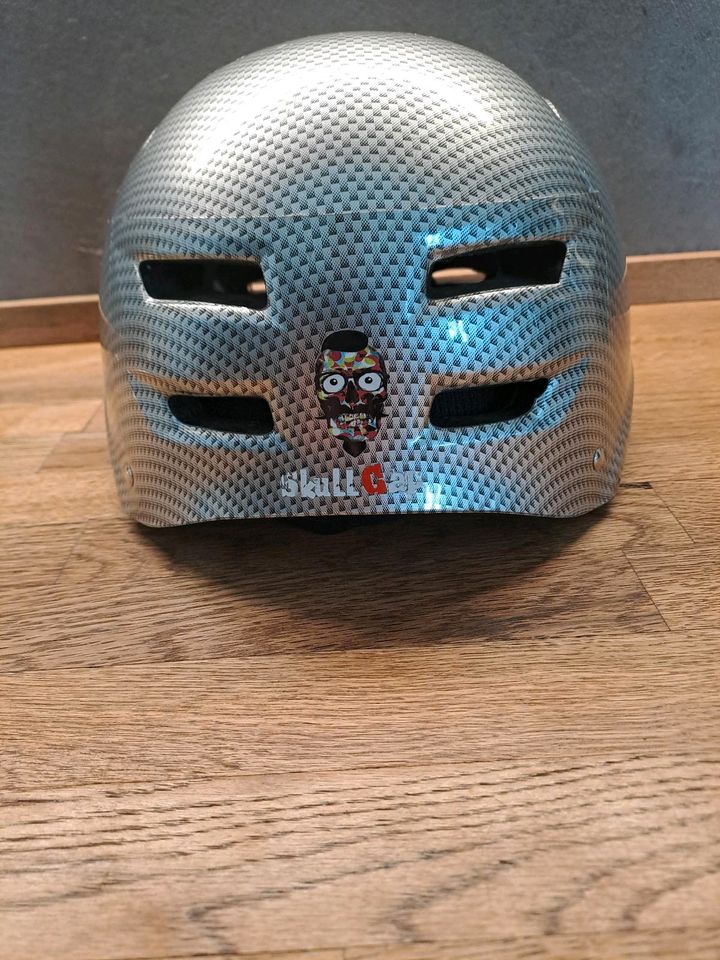 Skullcap Fahrradhelm CARBON in Flörsheim am Main