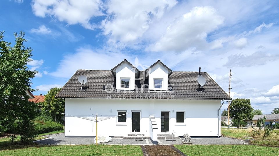 ***Schnäppchen - Traumhaus mit ELW & großem Garten in schöner Lage!!*** in Haarbach