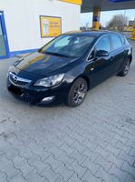 Opel Astra 1.4 Turbo Sport/BI-XENON/8-FACH BEREIFT Bayern - Leipheim Vorschau